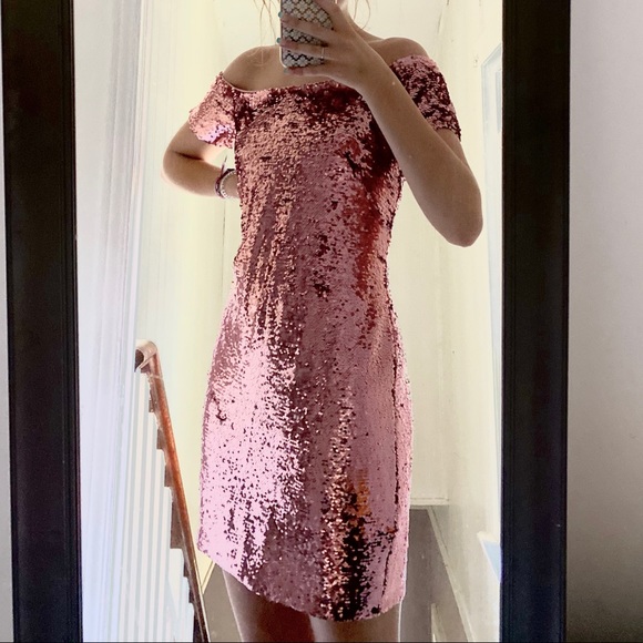 Pink sequin mid length dress - Picture 2 of 5